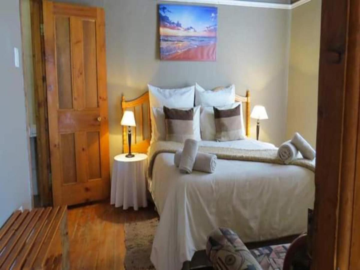 Travellers Joy Colesberg
